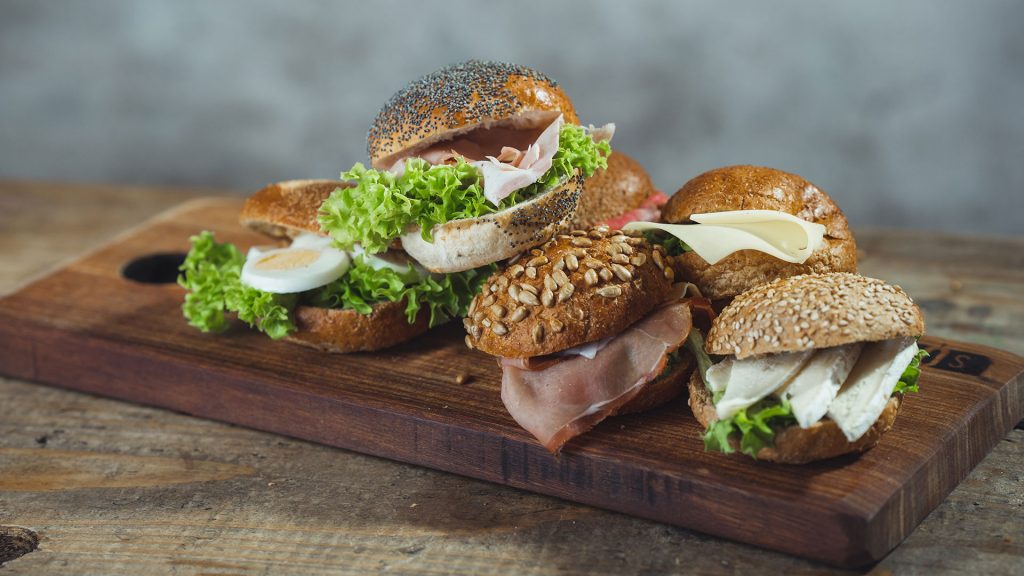 Mini-Belegde-broodjes-Bakkerij-van-den-Bemd