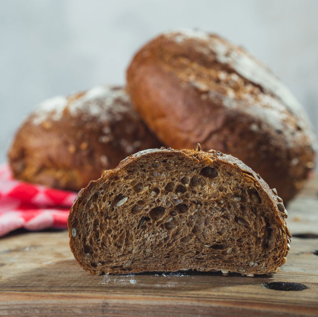 Speldbroodjes-Bakkerij-van-den-Bemd